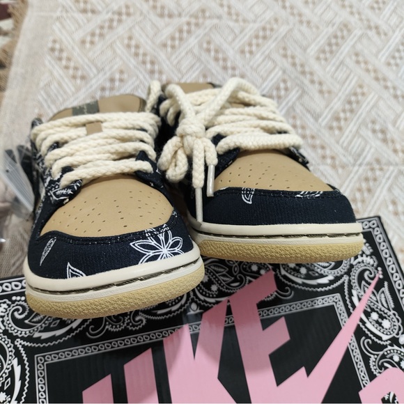 Nike SB Dunk Bandana Pattern Plaid Panel Sneakers - Picture 11 of 12